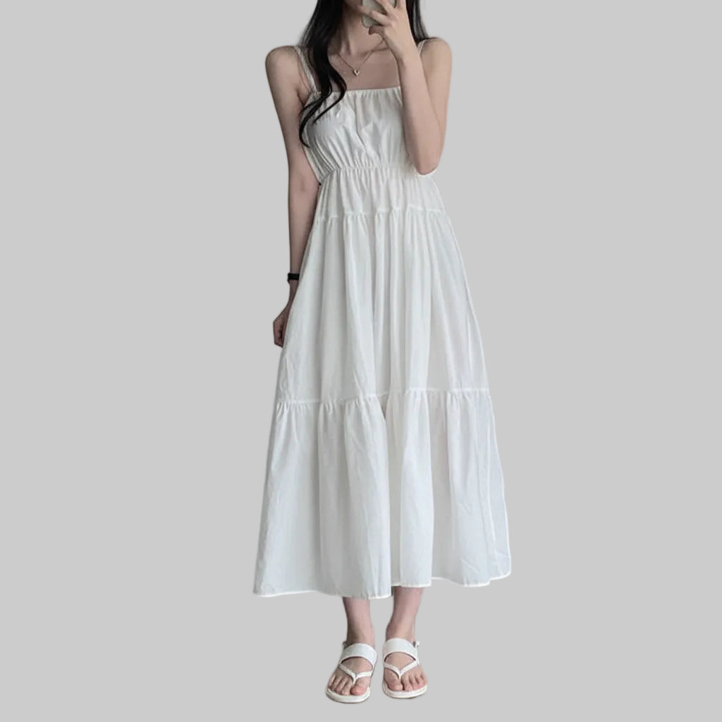 TIA – Clean-Line One-Word Collar Dress