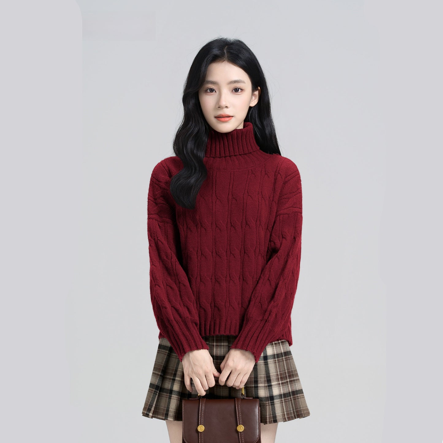 ELISE – TURTLENECK CABLE-KNIT SWEATER