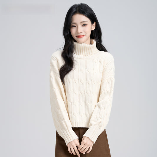 ELISE – TURTLENECK CABLE-KNIT SWEATER