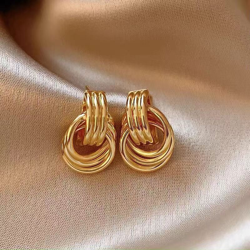 LUCINDA – Gold Earrings
