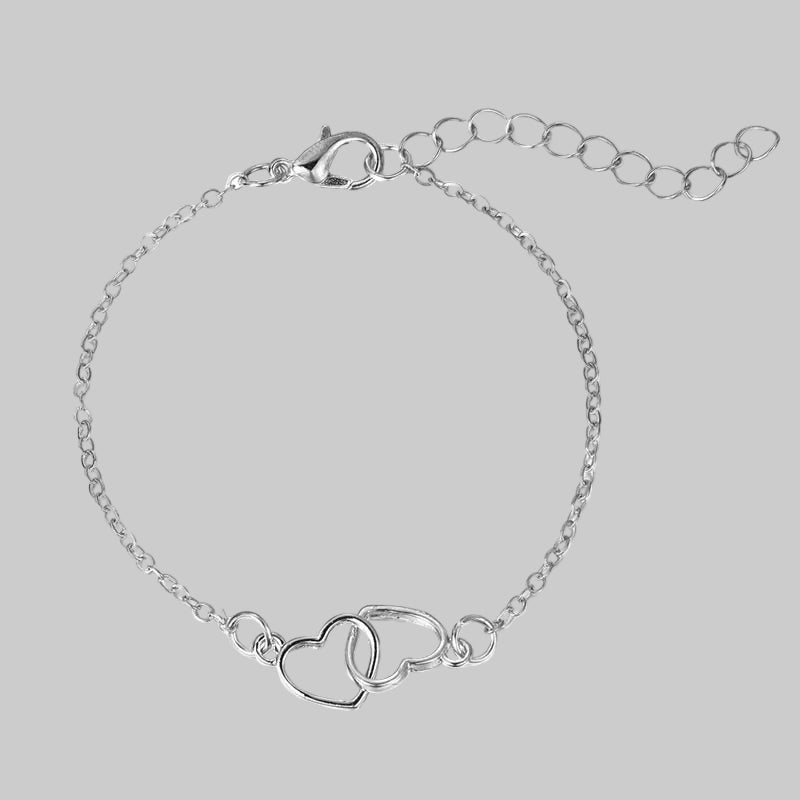 SELENE – Heart-Shaped Bracelet for Women