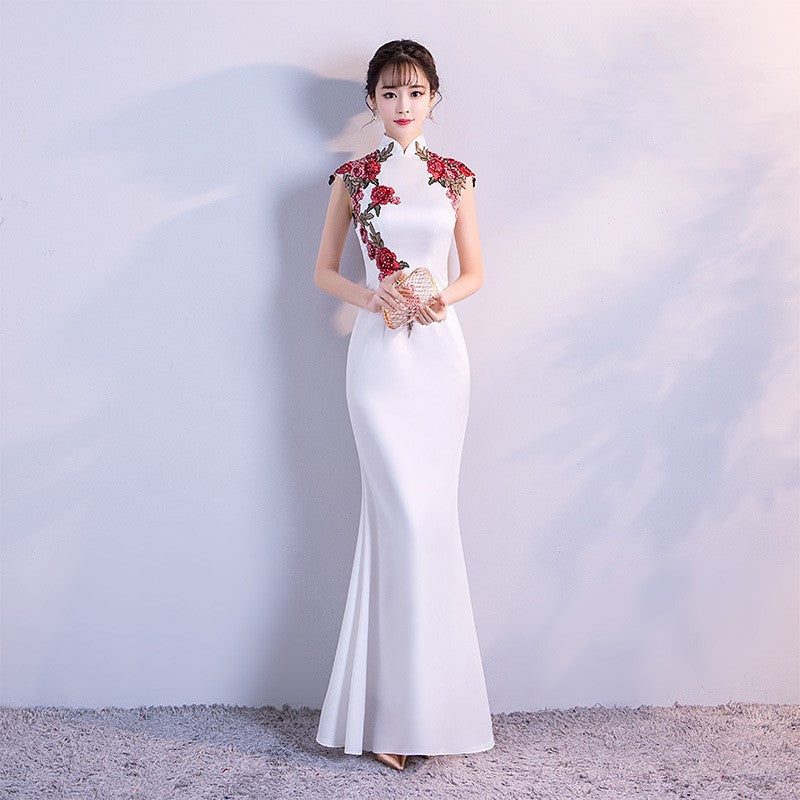 Lian – Elegant Cheongsam Evening Dress