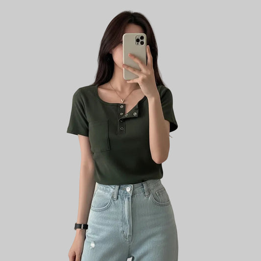 LIVIA – BUTTON-DOWN KNIT TOP