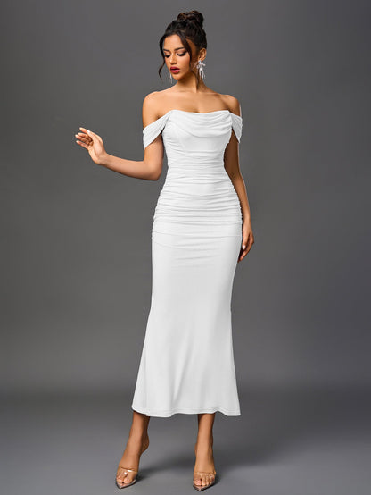 Robe À Épaules Dénudées, Froncée & Zippée Dans Le Dos