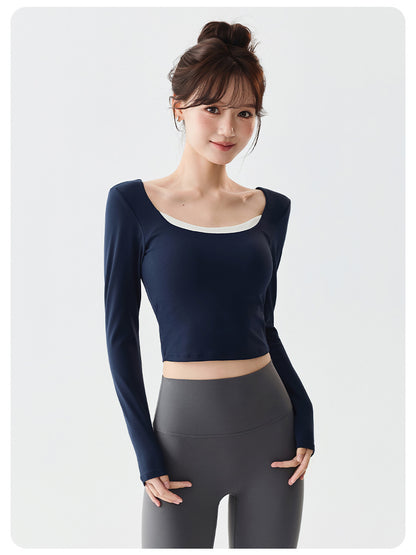 NOVA – SLIM-FIT YOGA TOP & LEGGINGS