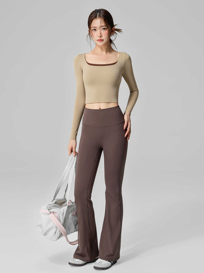 NOVA – SLIM-FIT YOGA TOP & LEGGINGS